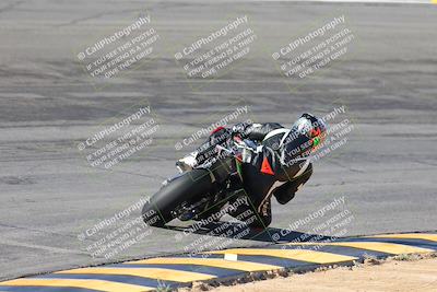 media/Feb-04-2024-SoCal Trackdays (Sun) [[91d6515b1d]]/4-Bowl Backside (11am)/
